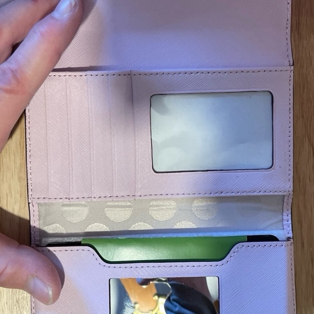 Kate Spade wristlet wallet - Picture 3 of 4
